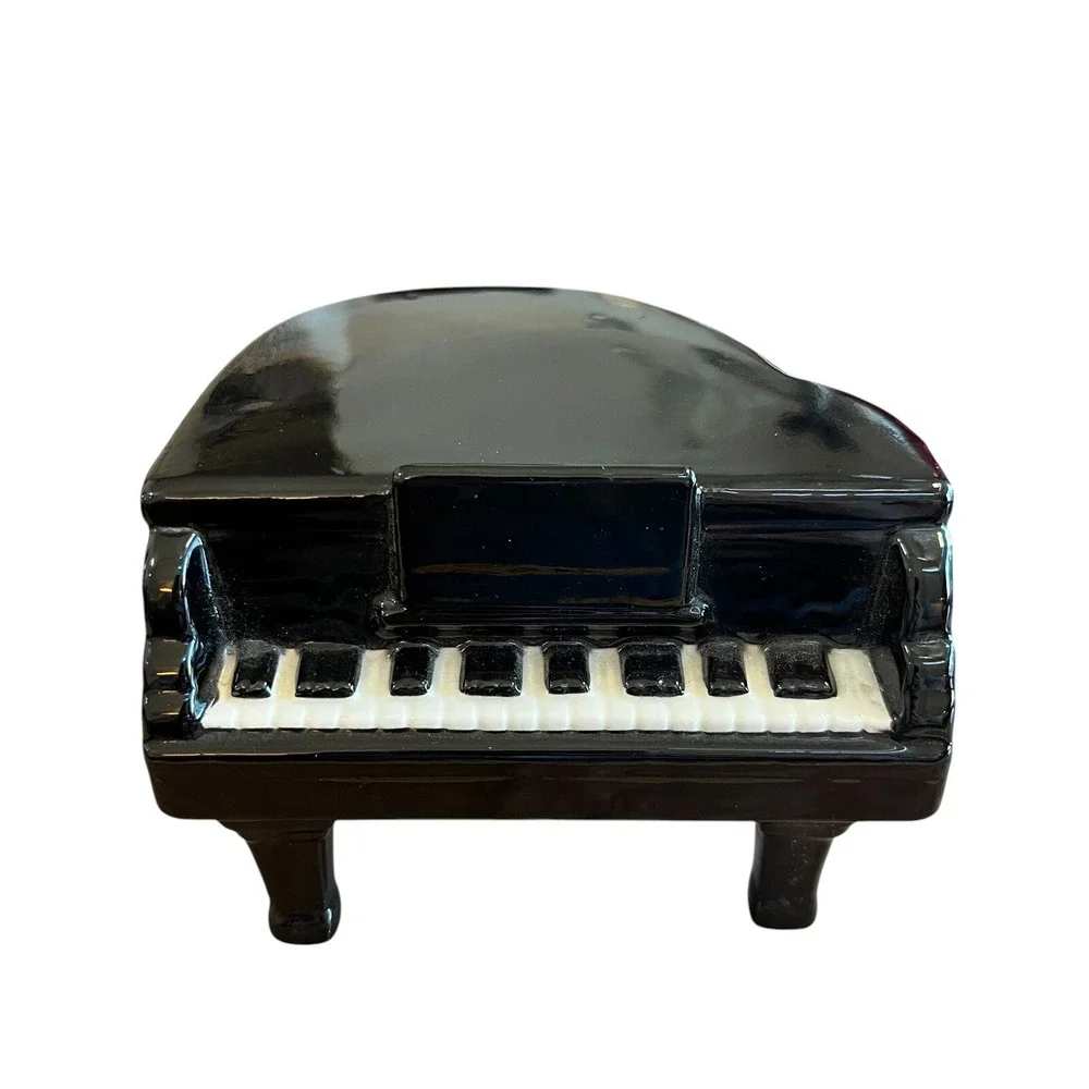 Betty Boop Piano Music Box Vandor Black White Keys Figurine Collectible